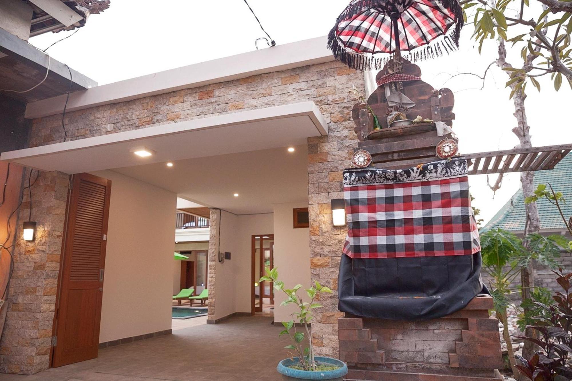 Pineapple Villa Sanur Экстерьер фото